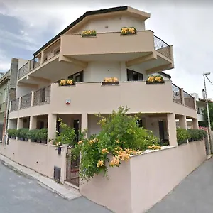 https://casa-stone-milazzo-bb.sicilyhotelsitaly.net